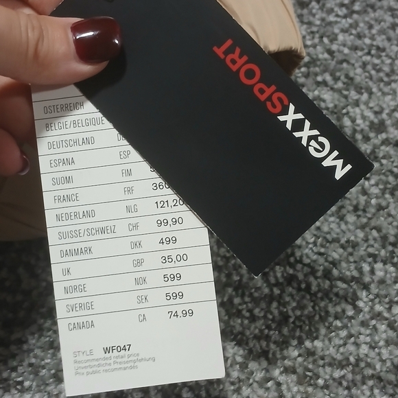 Mexx Sport Tan White Capri Track Suit Size 12 NWT - Picture 5 of 6